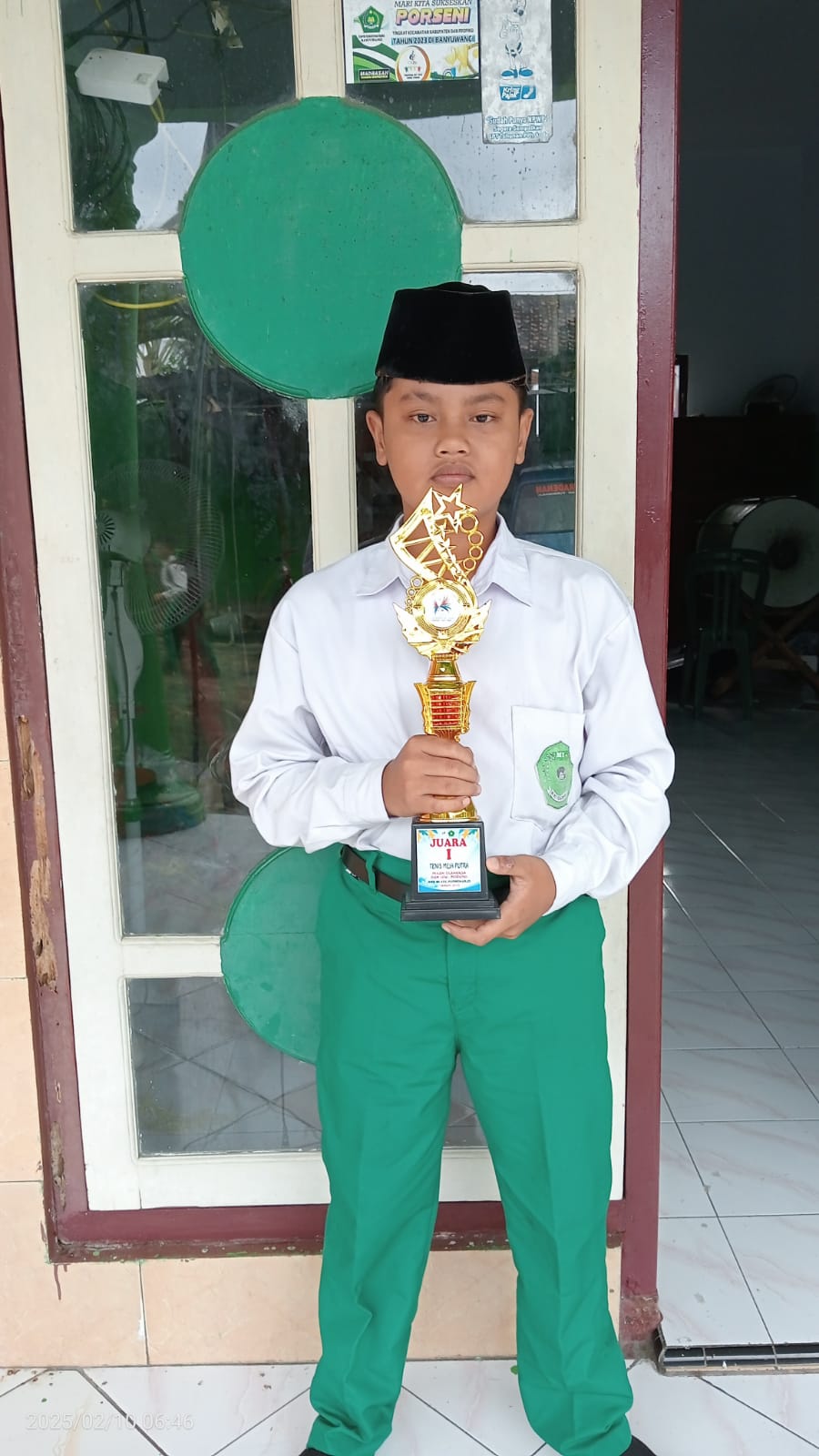 JUARA 1 TENIS MEJA JUARA 1 TENIS MEJA
